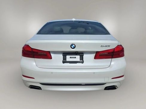 Used 2019 BMW 540i w/ Convenience Package RWD image 8
