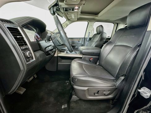 Used 2015 RAM 1500 Laramie w/ Convenience Group AWD/4WD image 13