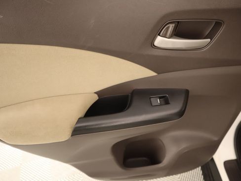 Used 2014 Honda CR-V EX image 16
