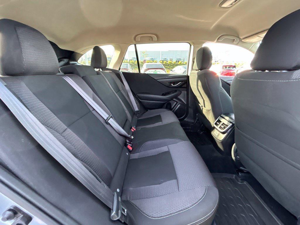 Used 2023 Subaru Outback Premium AWD/4WD image 12