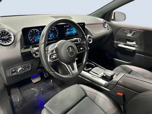 Used 2023 Mercedes-Benz GLA 250 4MATIC image 14
