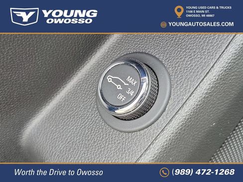 Used 2020 Chevrolet Traverse LT w/ LT Premium Package AWD/4WD image 26