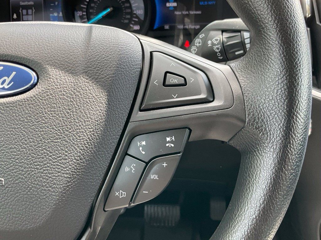 Used 2024 Ford Edge SE w/ Black Appearance Package AWD/4WD image 6