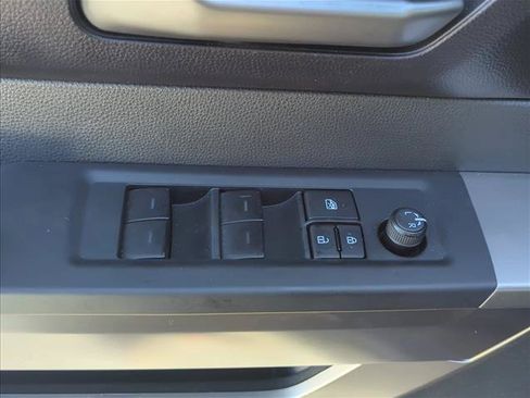 Used 2025 Toyota Tundra SR5 w/ SR5 Premium Package AWD/4WD image 8