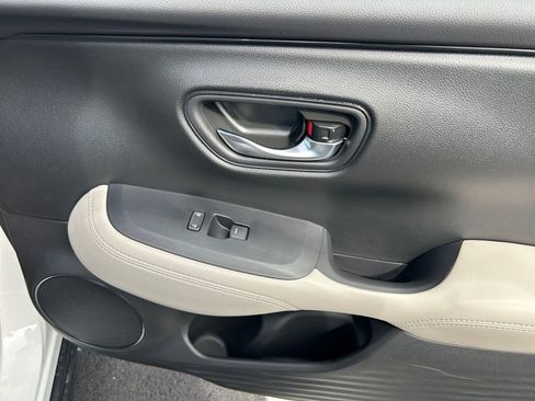 New 2026 Honda HR-V LX image 21