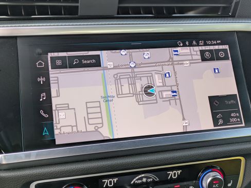 Used 2023 Audi Q3 2.0T Premium Plus w/ Premium Plus Package image 32