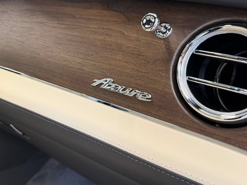 New 2026 Bentley Bentayga Extended Wheelbase AWD/4WD image 33