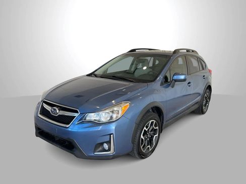 Used 2016 Subaru Crosstrek 2.0i Premium w/ Moonroof Package image 1
