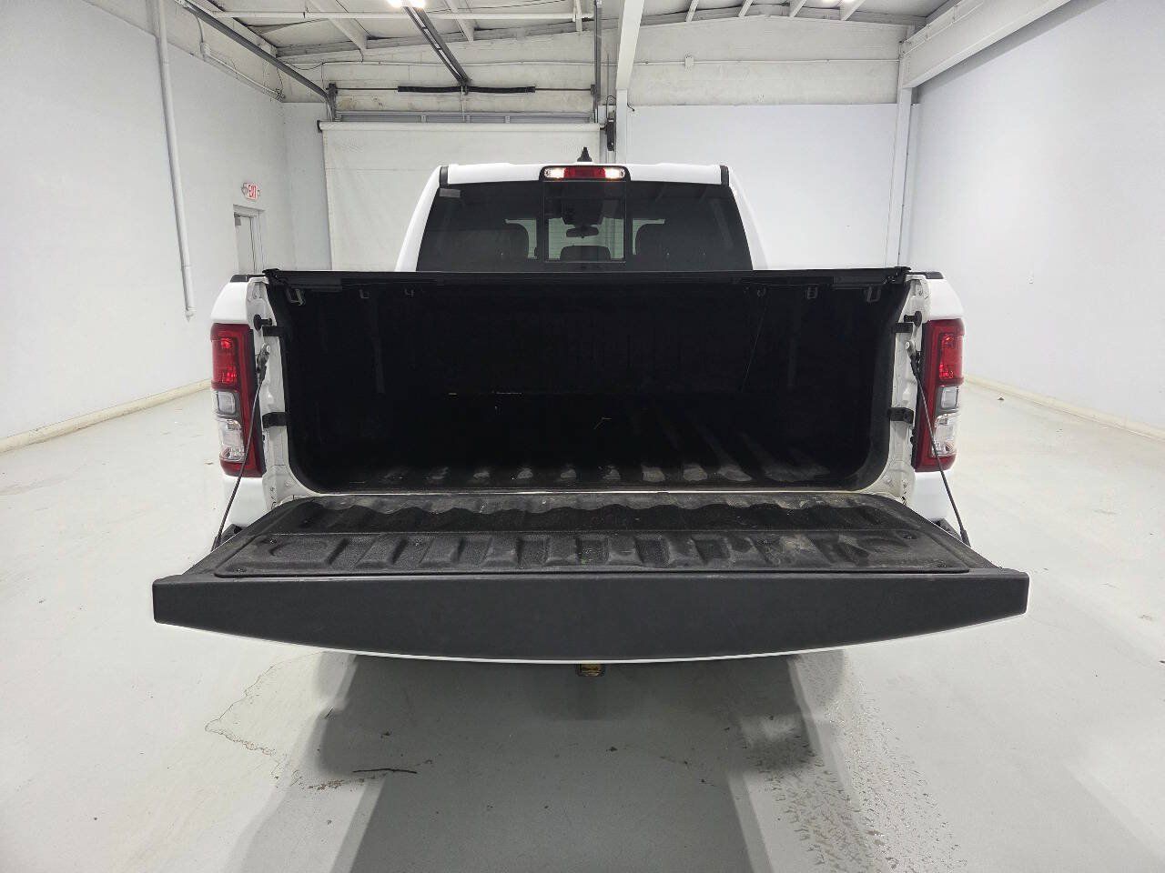 Used 2024 RAM 1500 Tradesman w/ Trailer Tow Group AWD/4WD image 8