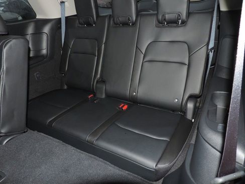 Used 2024 Nissan Pathfinder SL FWD image 20