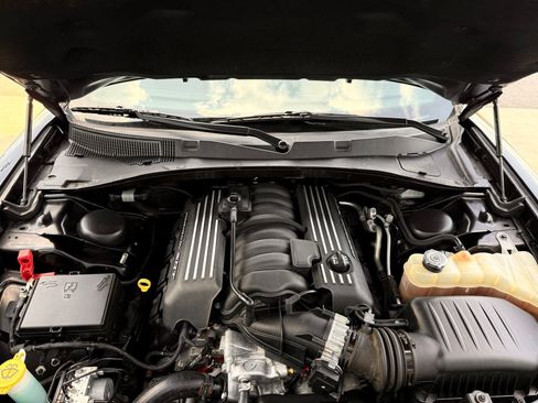 Used 2019 Dodge Charger Scat Pack RWD image 70