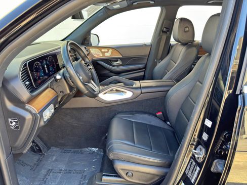 Used 2021 Mercedes-Benz GLE 350 4MATIC w/ Premium Package image 16