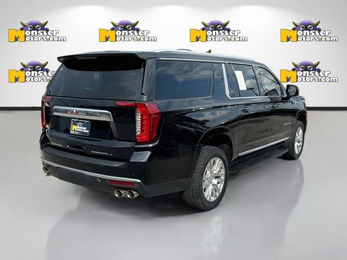 Used 2023 GMC Yukon XL Denali AWD/4WD image 5