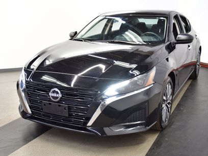 Used 2025 Nissan Altima 2.5 SV