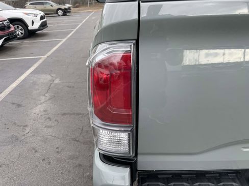 Used 2023 Toyota Tacoma TRD Sport image 15