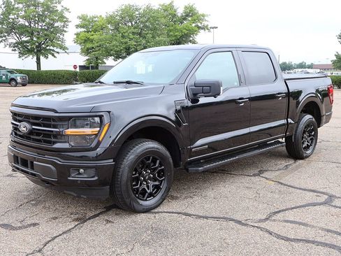 Used 2024 Ford F150 XLT w/ Equipment Group 302A MID AWD/4WD image 9