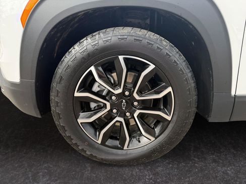 Used 2024 Chevrolet TrailBlazer ACTIV w/ Convenience Package image 28