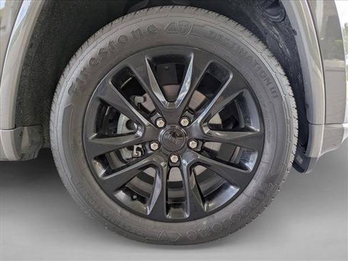Used 2020 Jeep Grand Cherokee Altitude RWD image 23