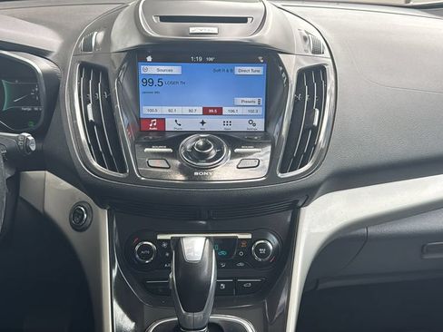 Used 2016 Ford C-MAX Energi SEL w/ Equipment Group 302A FWD image 12