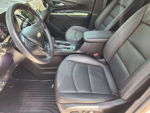 Used 2020 Chevrolet Equinox Premier w/ Premier Redline Edition FWD image 10
