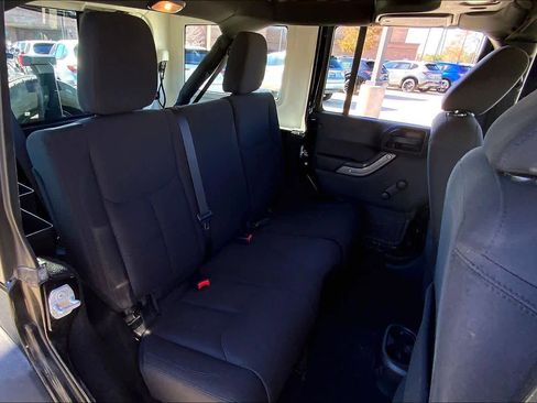 Used 2016 Jeep Wrangler Unlimited Sport image 19