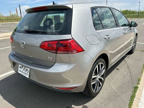 Used 2016 Volkswagen Golf SE w/ Lighting Package image 5