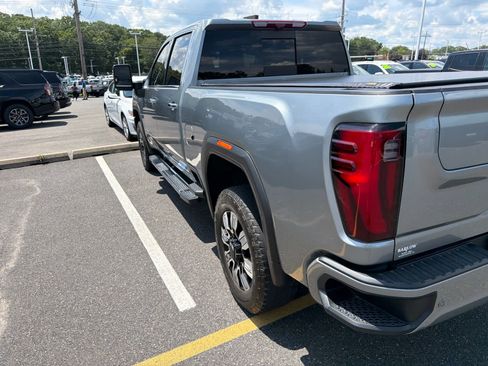 Certified 2025 GMC Sierra 2500 Denali w/ Denali Reserve Package AWD/4WD image 4