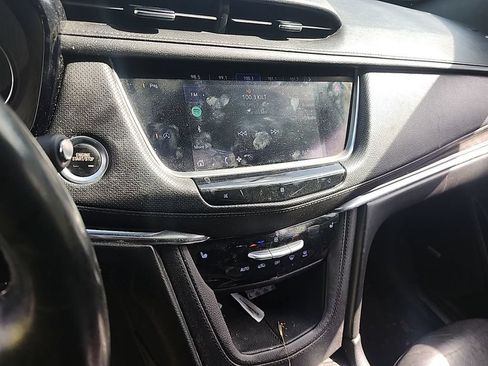 Used 2020 Cadillac XT5 Premium Luxury FWD image 6