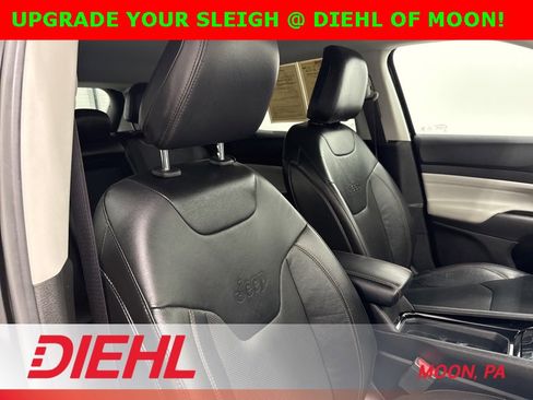 Certified 2022 Jeep Compass Limited image 13