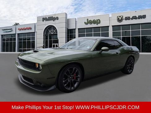 Used 2022 Dodge Challenger R/T Scat Pack RWD image 7