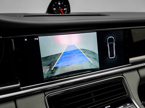 Used 2018 Porsche Panamera Turbo Sport Turismo image 64