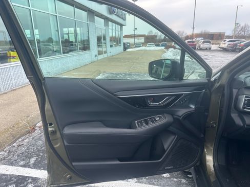 Used 2020 Subaru Outback Limited w/ Popular Package #2 image 18