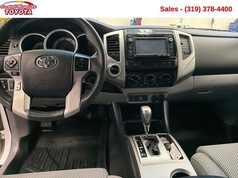 Used 2014 Toyota Tacoma 4x4 Access Cab V6 image 23