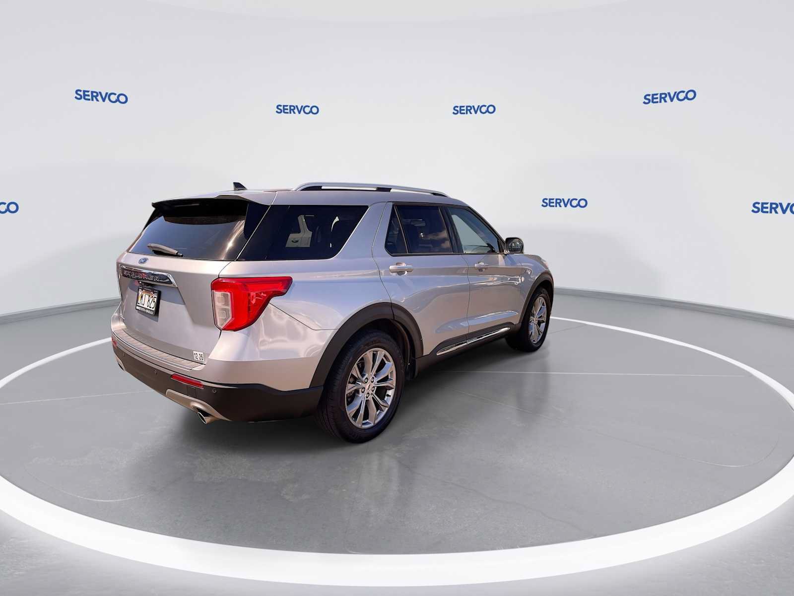 Used 2022 Ford Explorer Limited w/ Equipment Group 301A RWD image 8