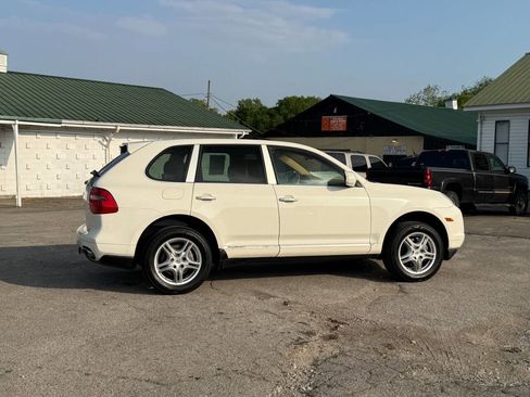 Used 2009 Porsche Cayenne AWD/4WD image 4