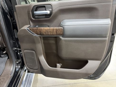 Used 2020 GMC Sierra 2500 Denali w/ Denali Ultimate Package image 27