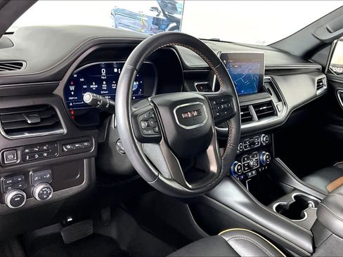Used 2023 GMC Yukon AT4 w/ AT4 Premium Package image 18