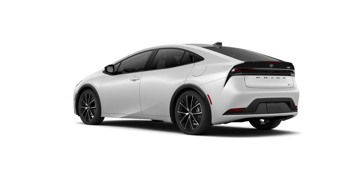 New 2027 Toyota Prius Limited w/ Limited Premium Package FWD image 6