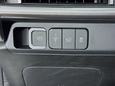 Used 2024 Hyundai Santa Fe SE image 10