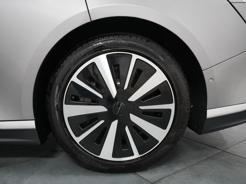 Used 2025 Lucid Air Touring AWD/4WD image 32