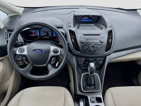 Used 2017 Ford C-MAX SE w/ Cargo Management Package FWD image 14