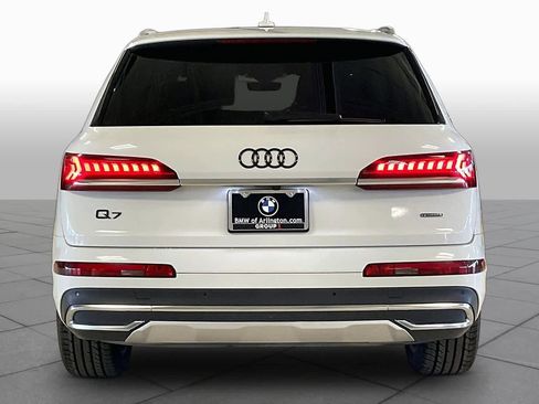 Used 2020 Audi Q7 3.0T Premium Plus AWD/4WD image 4
