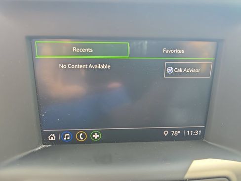 Used 2024 GMC Terrain SLE w/ Driver Convenience Package FWD image 40