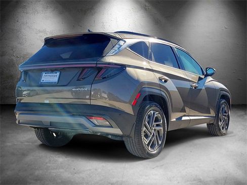 New 2026 Hyundai Tucson Limited image 3