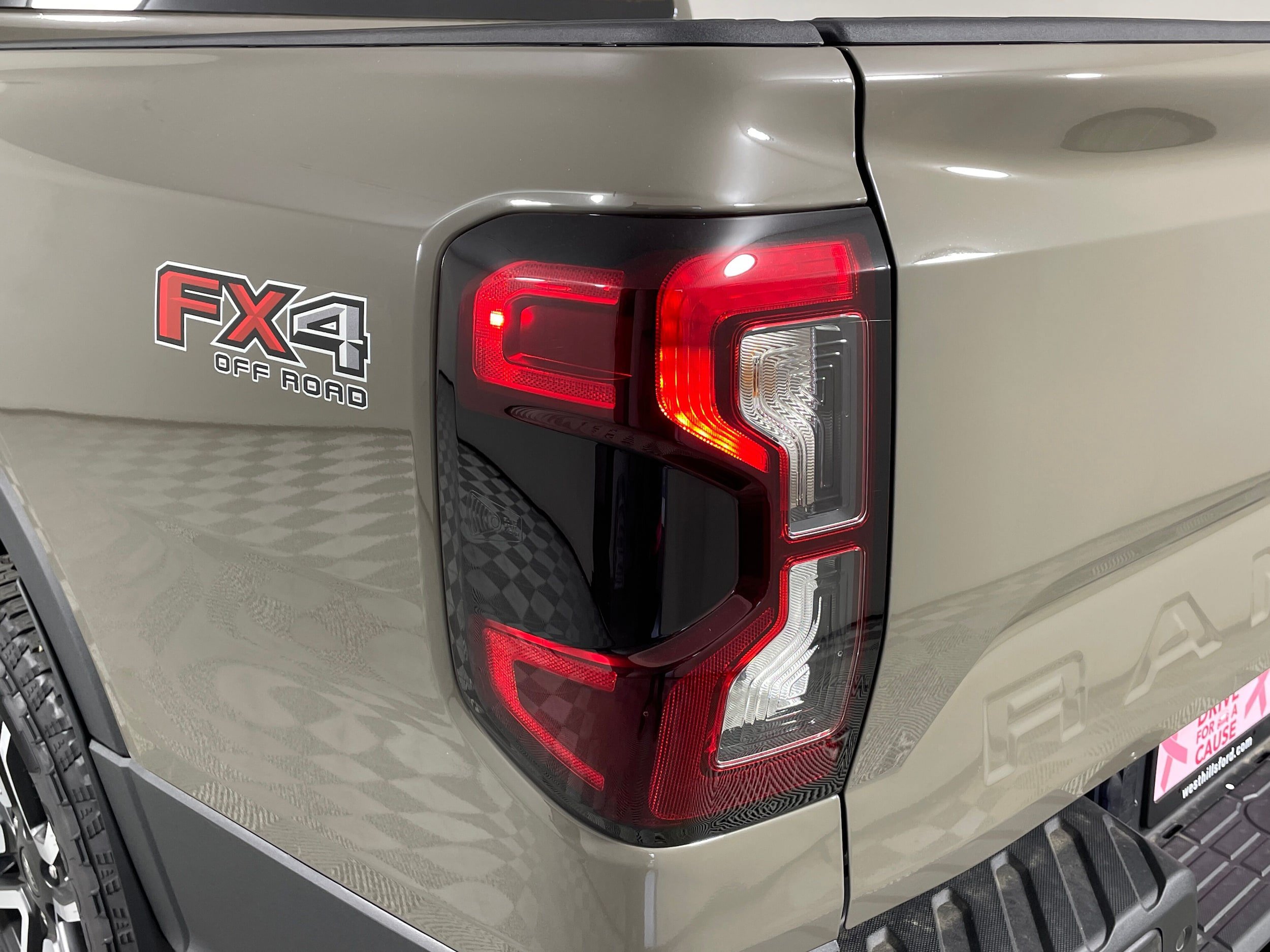 New 2026 Ford Ranger Lariat w/ FX4 Off-Road Package AWD/4WD image 10