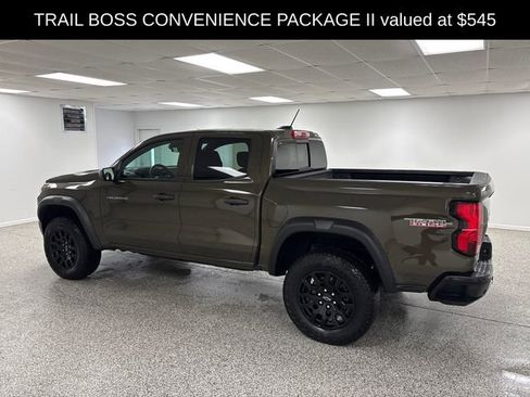 Used 2023 Chevrolet Colorado Trail Boss w/ Technology Package image 6