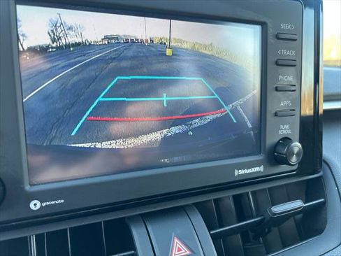 Certified 2022 Toyota RAV4 XLE w/ Convenience Package AWD/4WD image 21