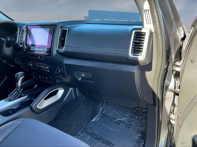 Used 2022 Nissan Frontier SV w/ Technology Package RWD image 29