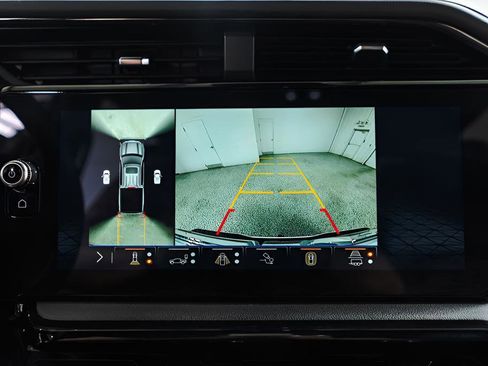 Used 2025 GMC Sierra 1500 AT4 AWD/4WD image 16