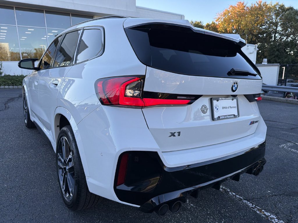 Used 2024 BMW X1 M35i w/ Shadowloine Package AWD/4WD image 12